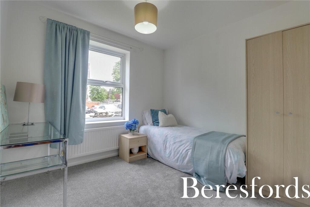 Additional property image - Rayleigh Road, Hutton, CM13
