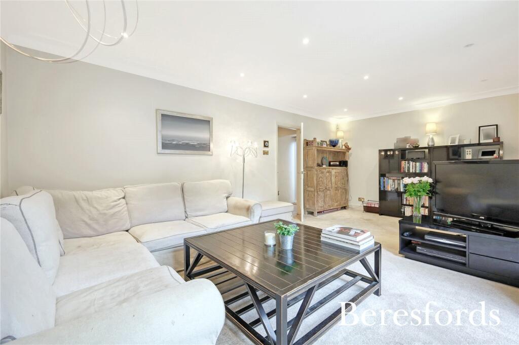 Additional property image - Spurgate, Hutton, CM13