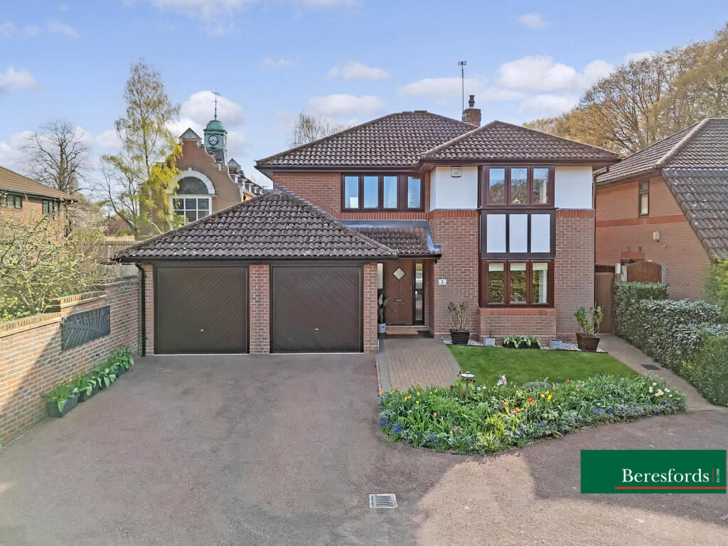 Main image of property: Halstead Way, Hutton, CM13