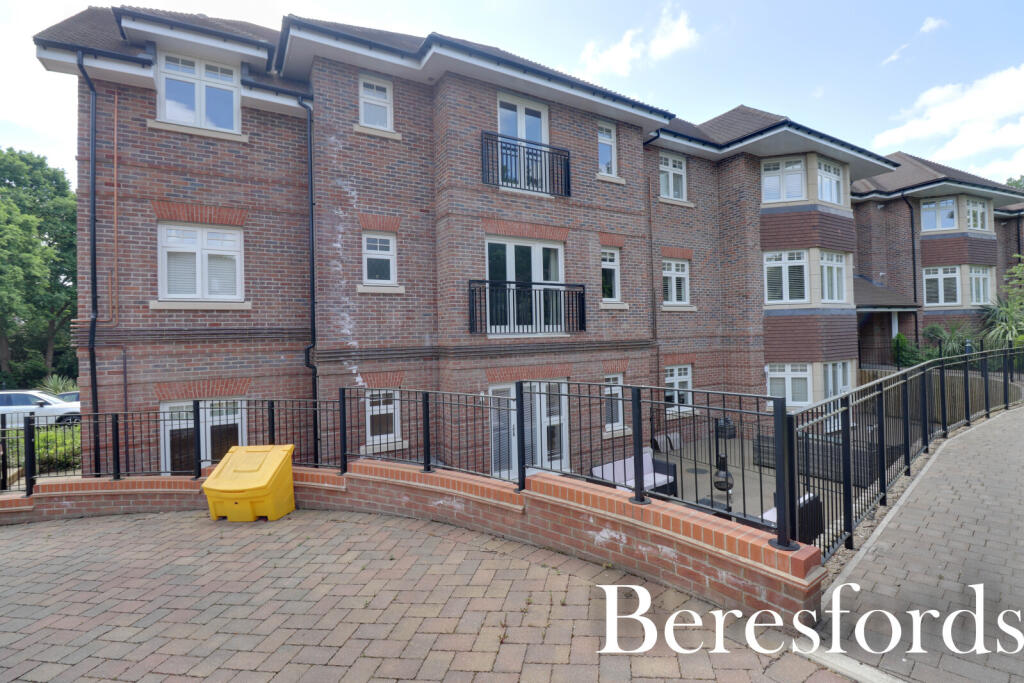 Main image of property: Kestrel Close, Shenfield, CM15