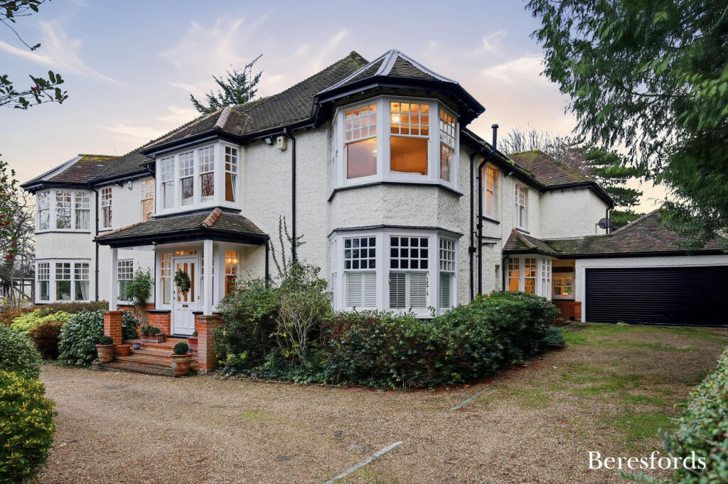 Main image of property: Greenway, Hutton, CM13