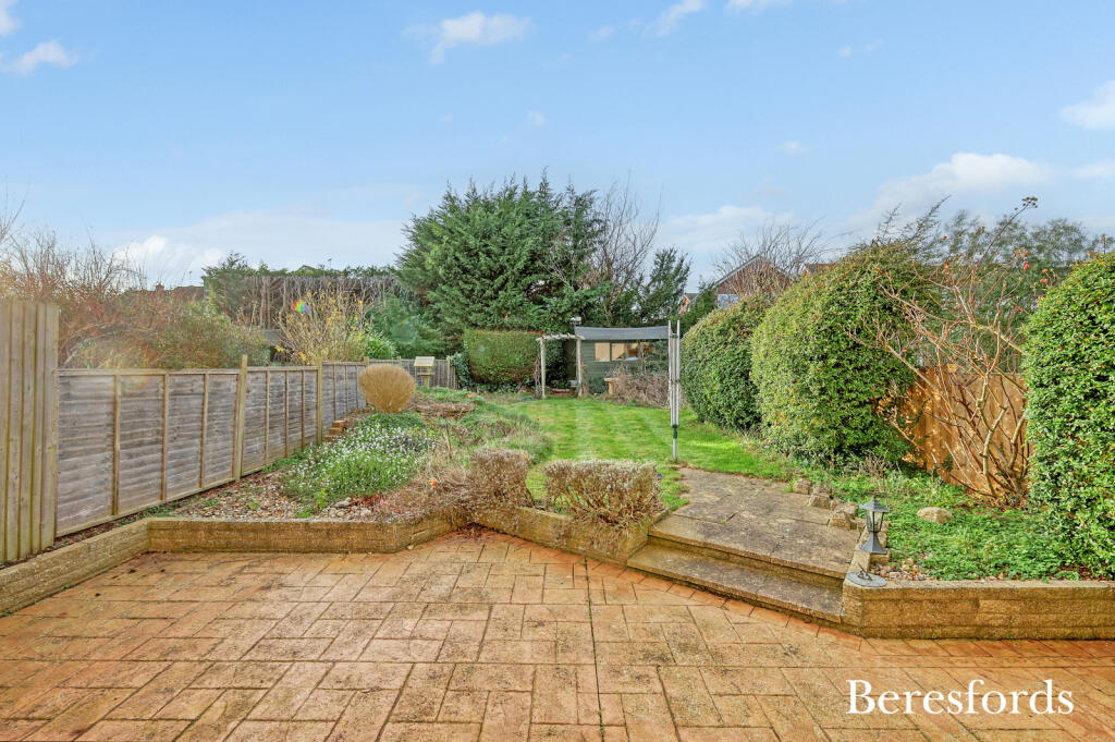 Additional property image - Millfields, Writtle, CM1