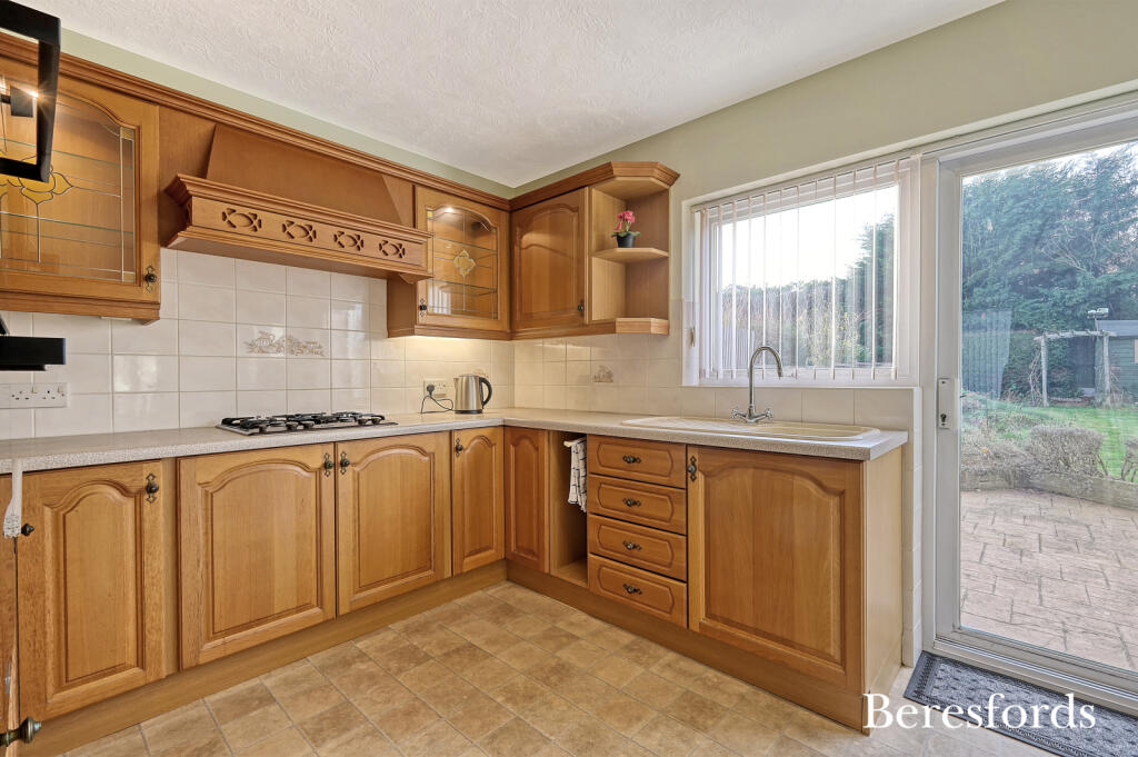 Additional property image - Millfields, Writtle, CM1