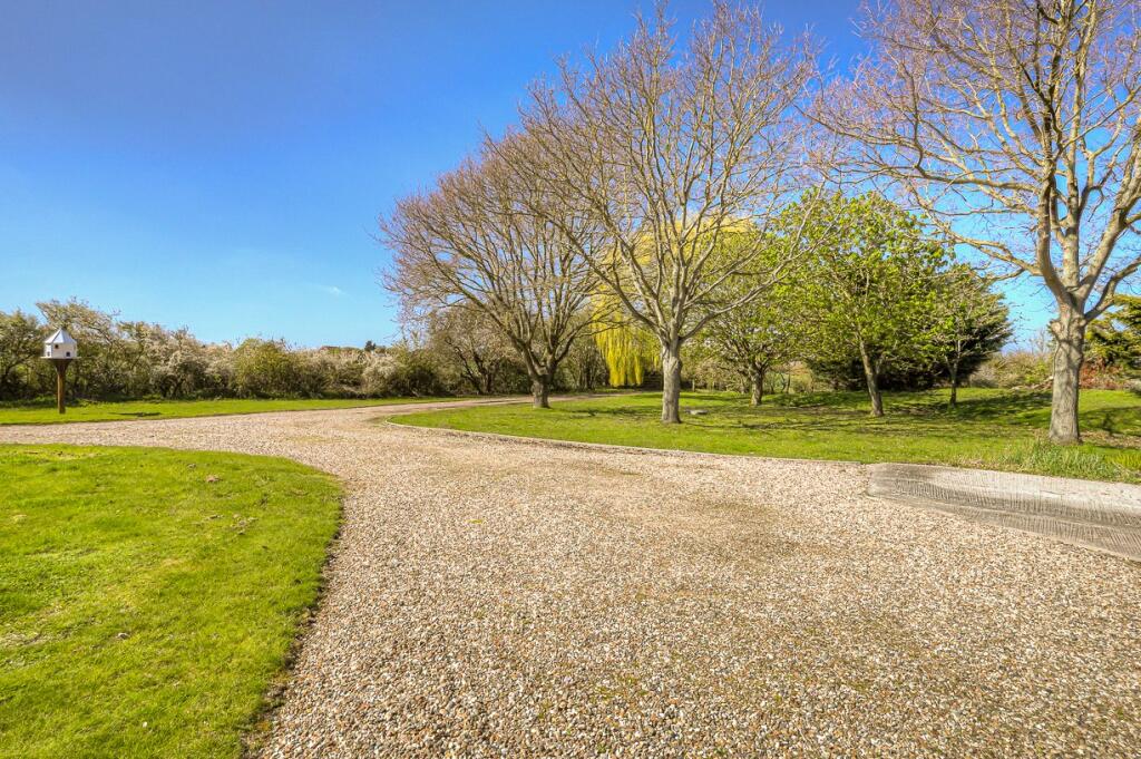 5 bedroom detached house for sale in Clay Lane, St. Osyth, CO16