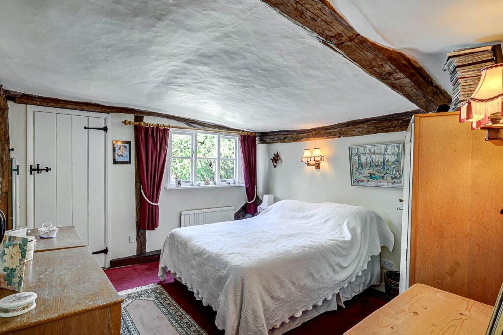 Additional property image - Doddinghurst Road, Pilgrims Hatch, CM15
