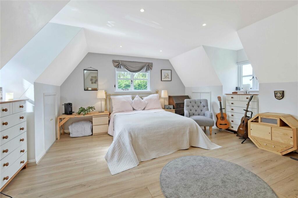 Additional property image - Stebbing Road, Felsted, CM6