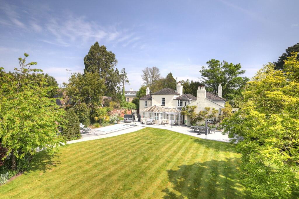 Additional property image - Church Street, Great Baddow, CM2