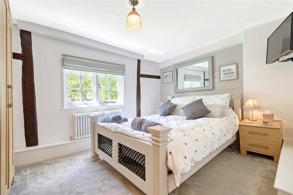 Additional property image - Newney Green, Chelmsford, CM1