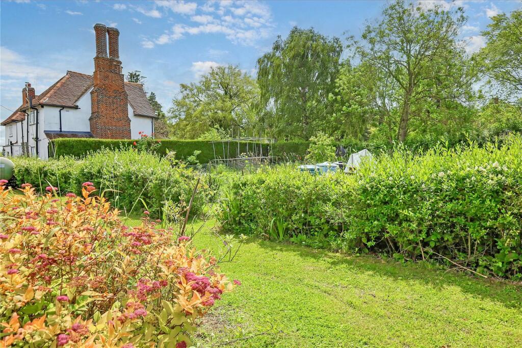 Additional property image - Newney Green, Chelmsford, CM1