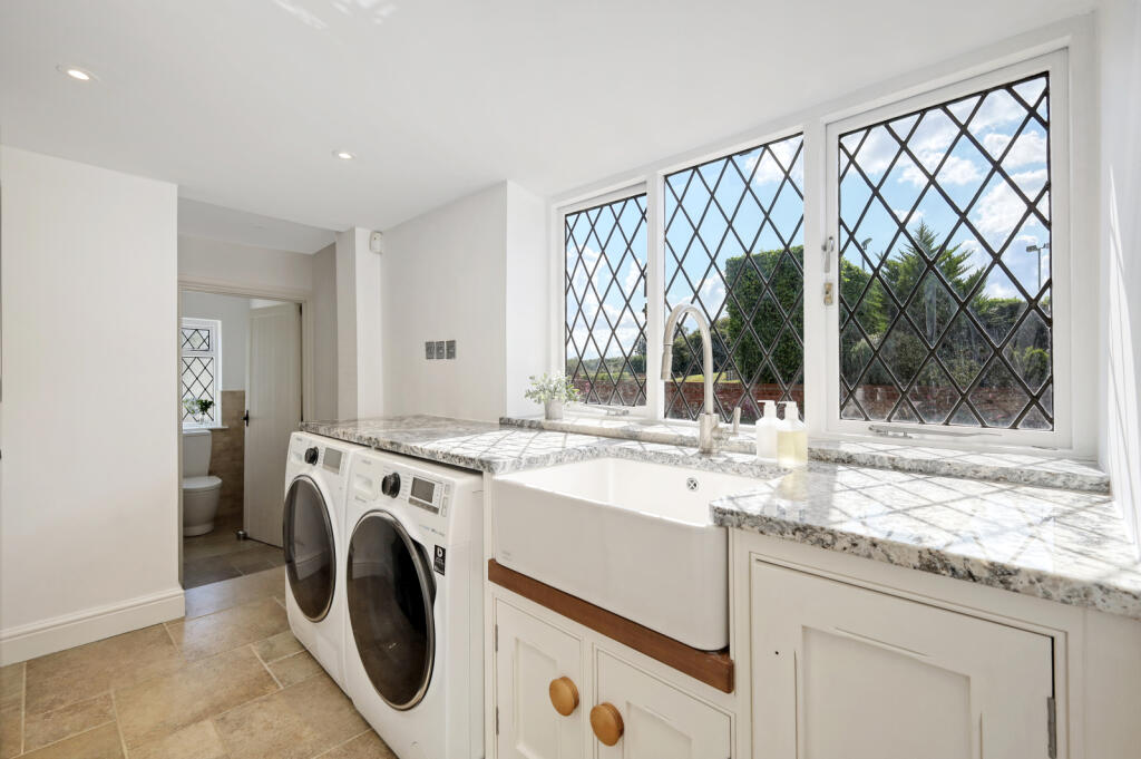 Additional property image - Outings Lane, Doddinghurst, CM15