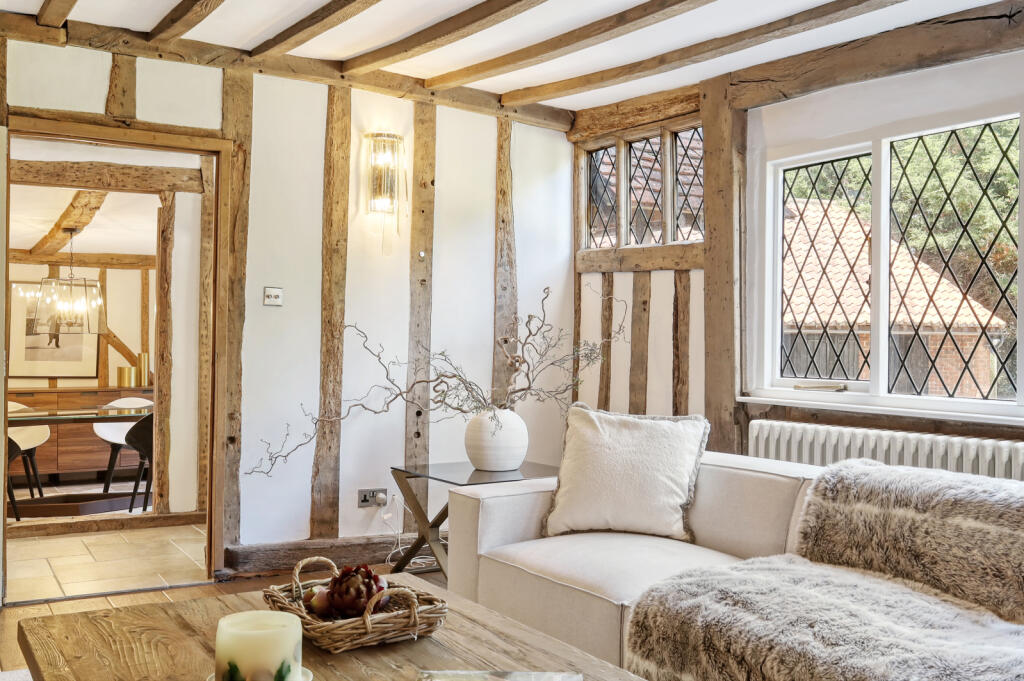 Additional property image - Outings Lane, Doddinghurst, CM15