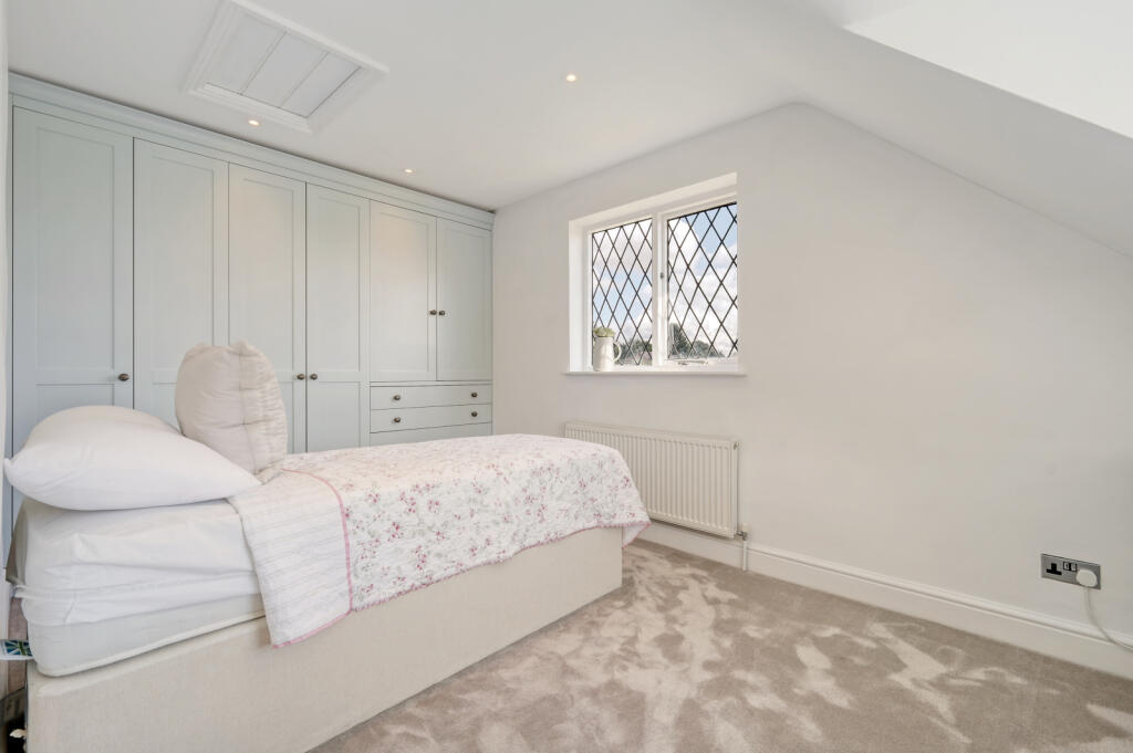 Additional property image - Outings Lane, Doddinghurst, CM15