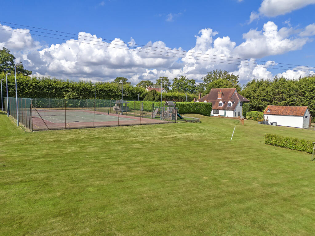 Additional property image - Outings Lane, Doddinghurst, CM15