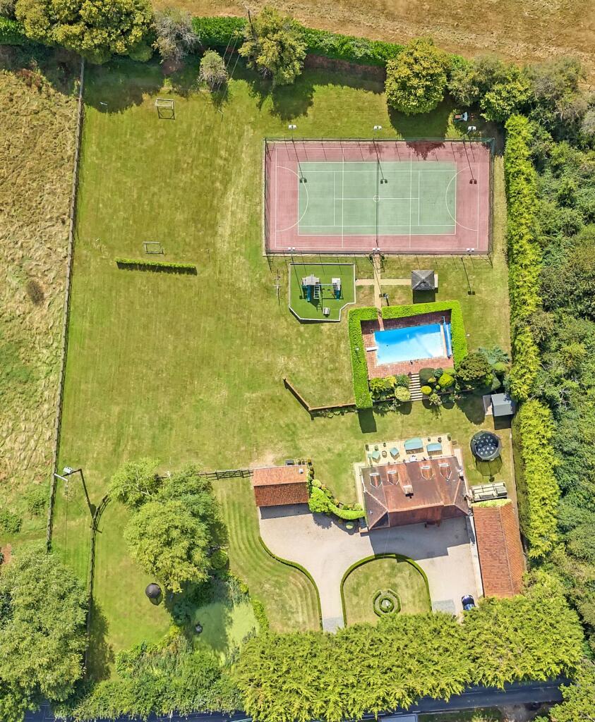 Additional property image - Outings Lane, Doddinghurst, CM15
