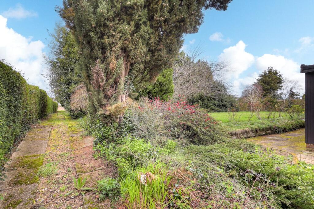Additional property image - Church Street, Great Burstead, CM11