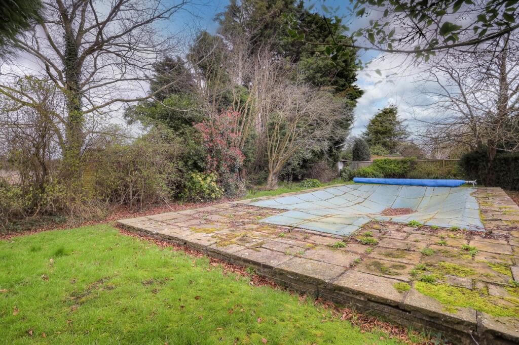 Additional property image - Church Street, Great Burstead, CM11