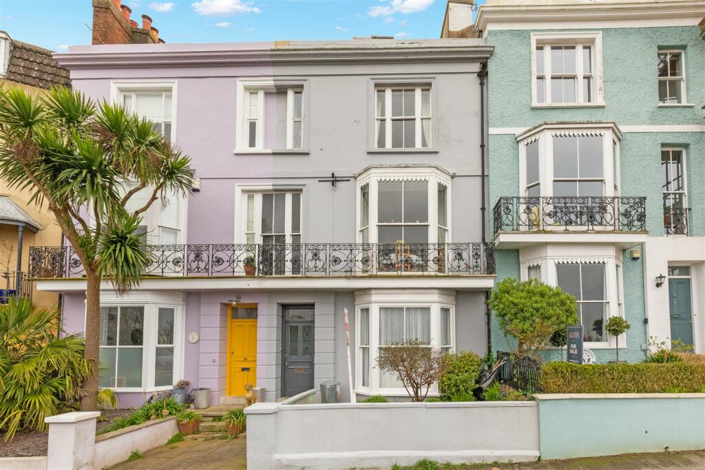 4 bedroom terraced house for sale in St. Marys Terrace, Hastings, TN34