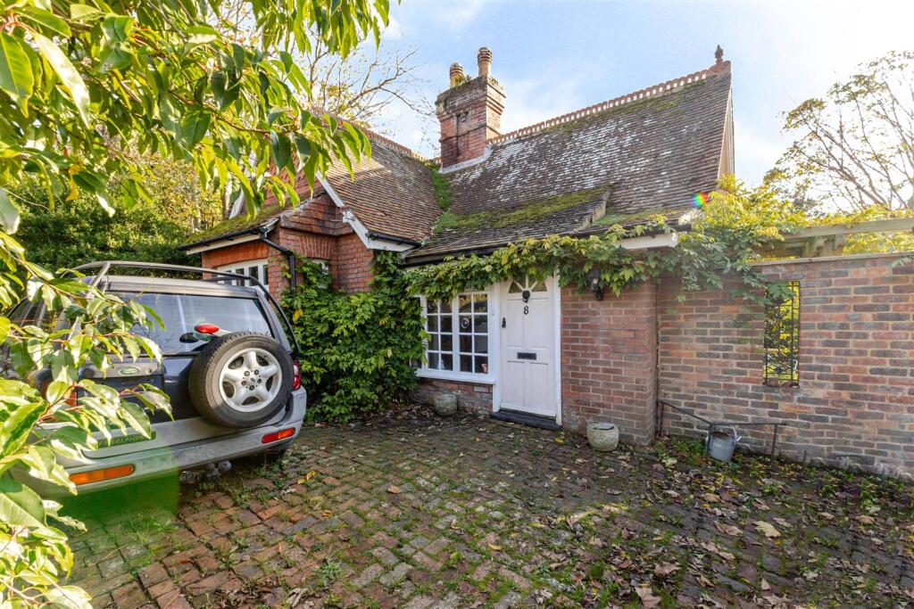 Main image of property: Upper Church Road, St. Leonards-On-Sea