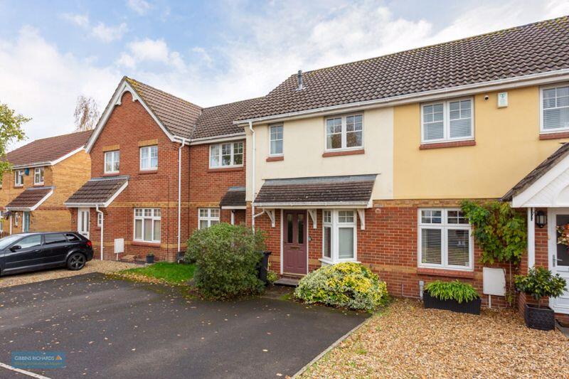 Main image of property: Eaton Crescent, Taunton