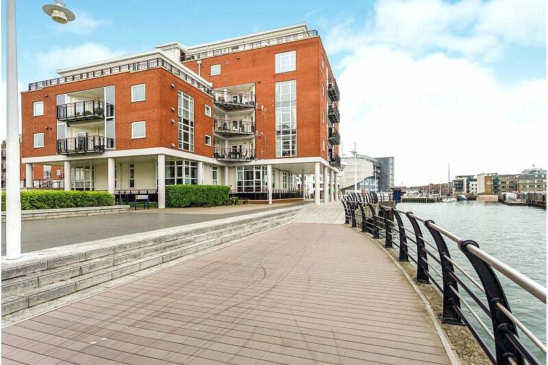 2 bedroom apartment for sale in Arethusa House, Gunwharf Quays, Portsmouth, PO1