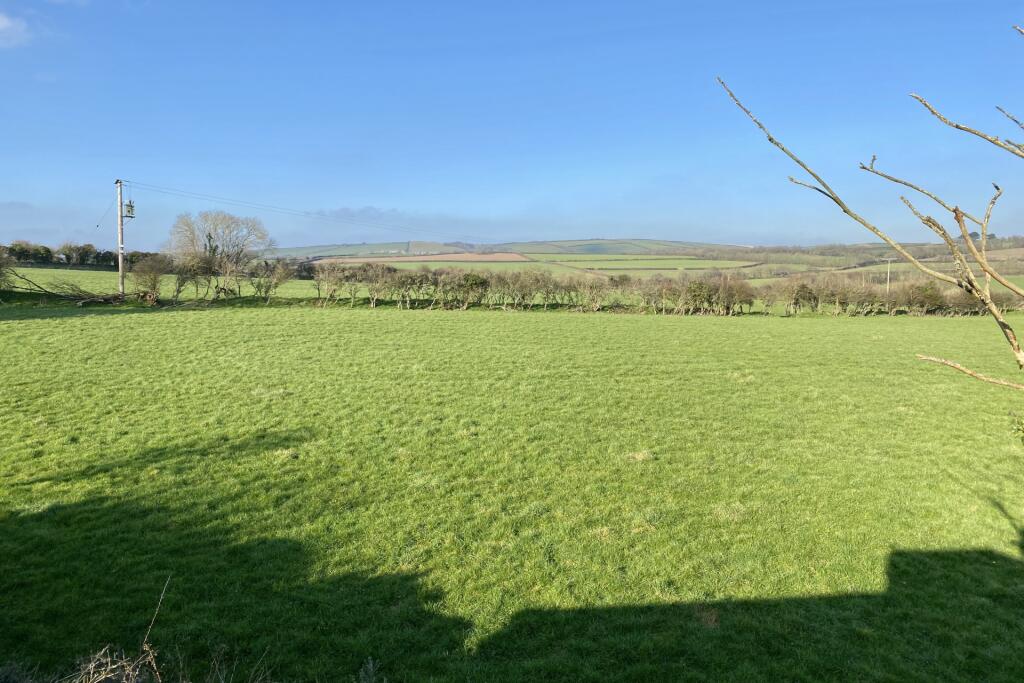 4 bedroom detached house for sale in Mallard Reach, Chapel Amble, PL27