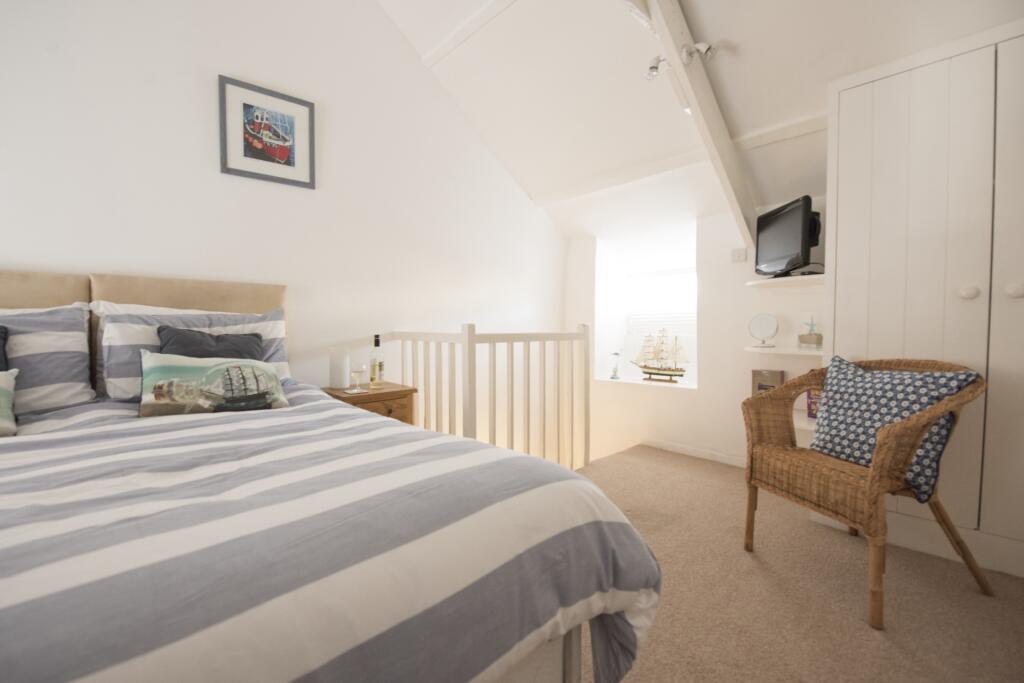 2 bedroom house for sale in Church Lane, Padstow, PL28
