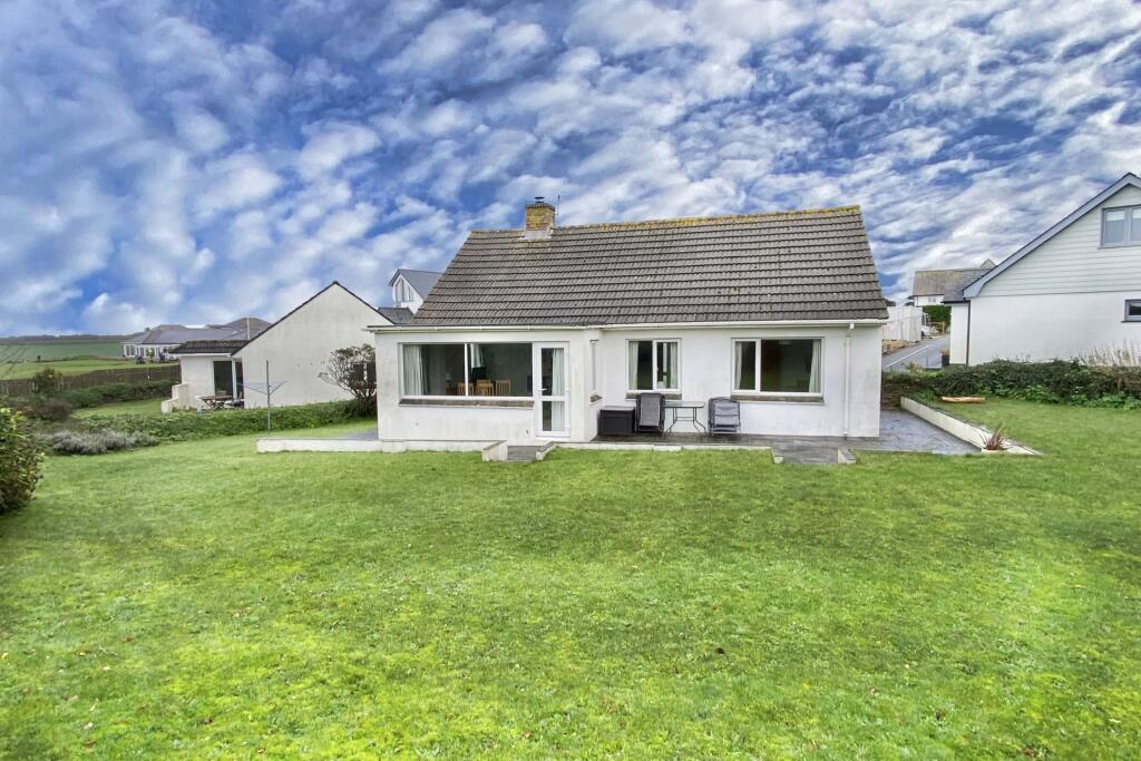 3 bedroom house for sale in Trevose Close, Padstow, PL28