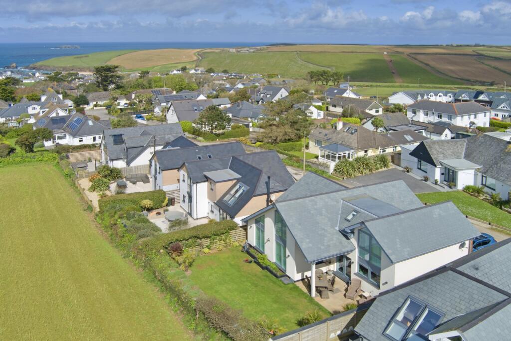 4 bedroom detached house for sale in Driftwood, Trevone, PL28