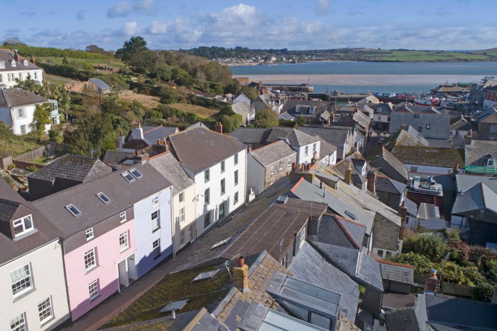 2 bedroom apartment for sale in Porthilly, Padstow, PL28