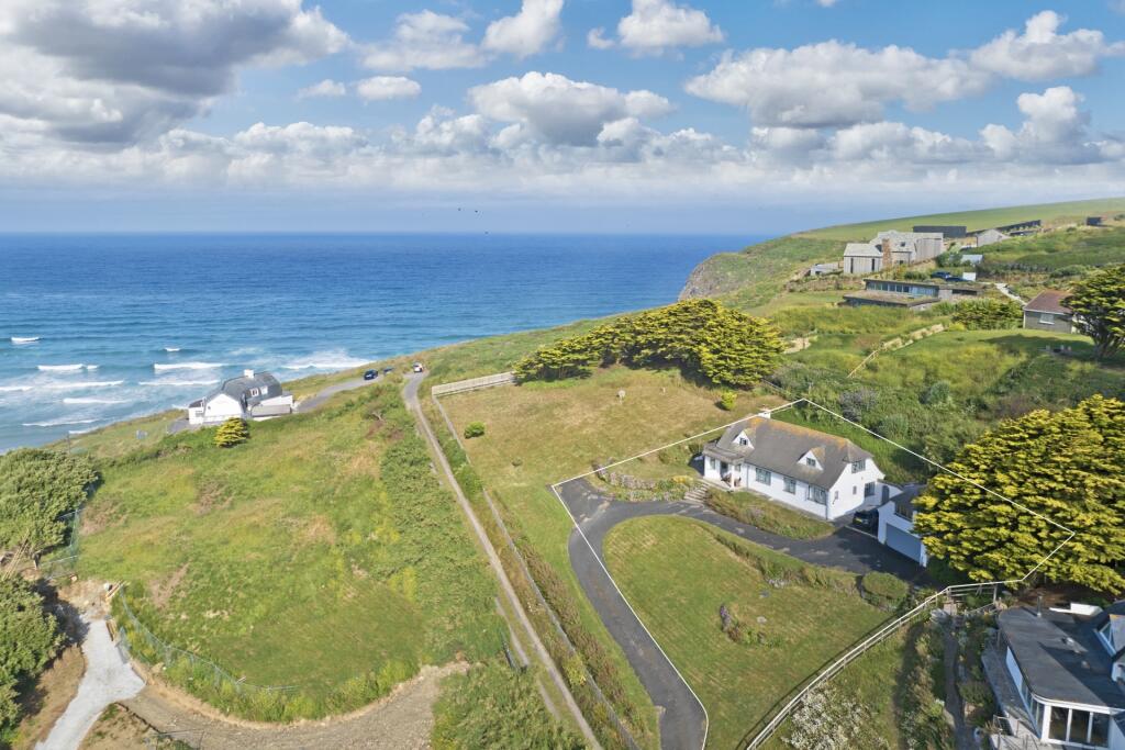 Main image of property: Beach View, Mawgan Porth, TR8
