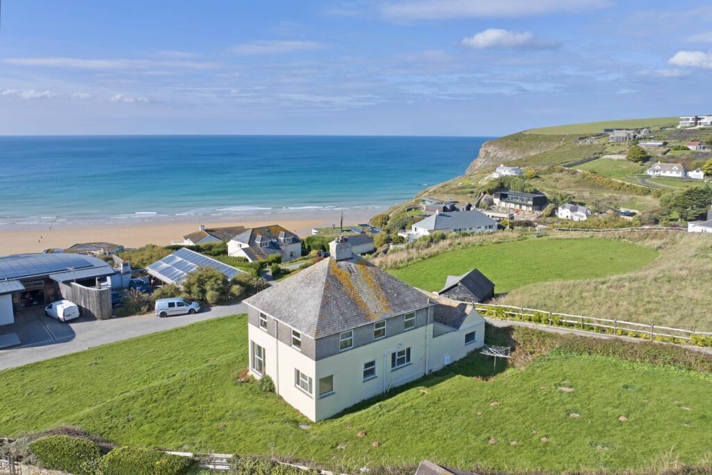 Main image of property: Neptune, Mawgan Porth, TR8