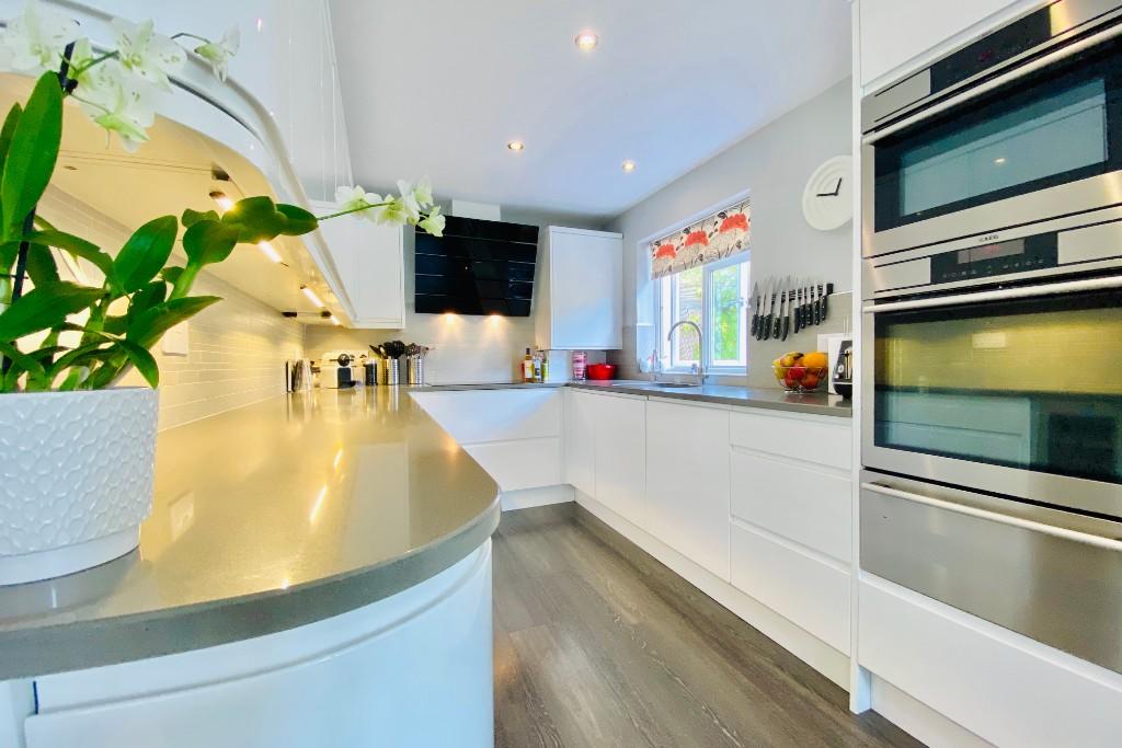 3 bedroom detached house for sale in Sarahs View, Padstow, Cornwall, PL28