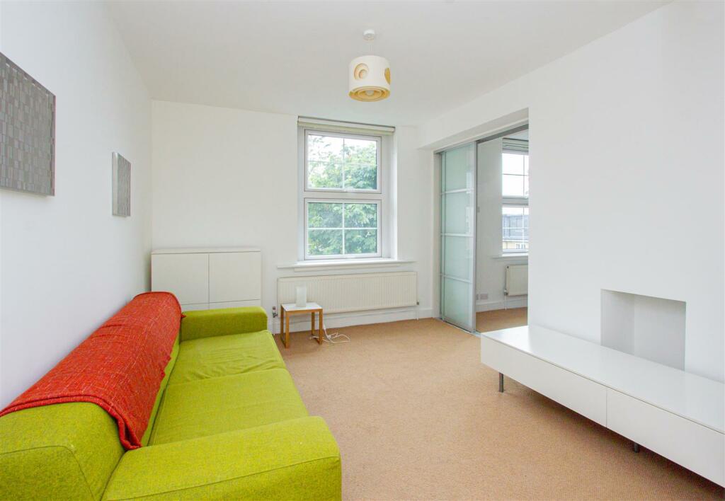 2 bedroom apartment for rent in Matilda House, St. Katharine's Way, Wapping, E1W
