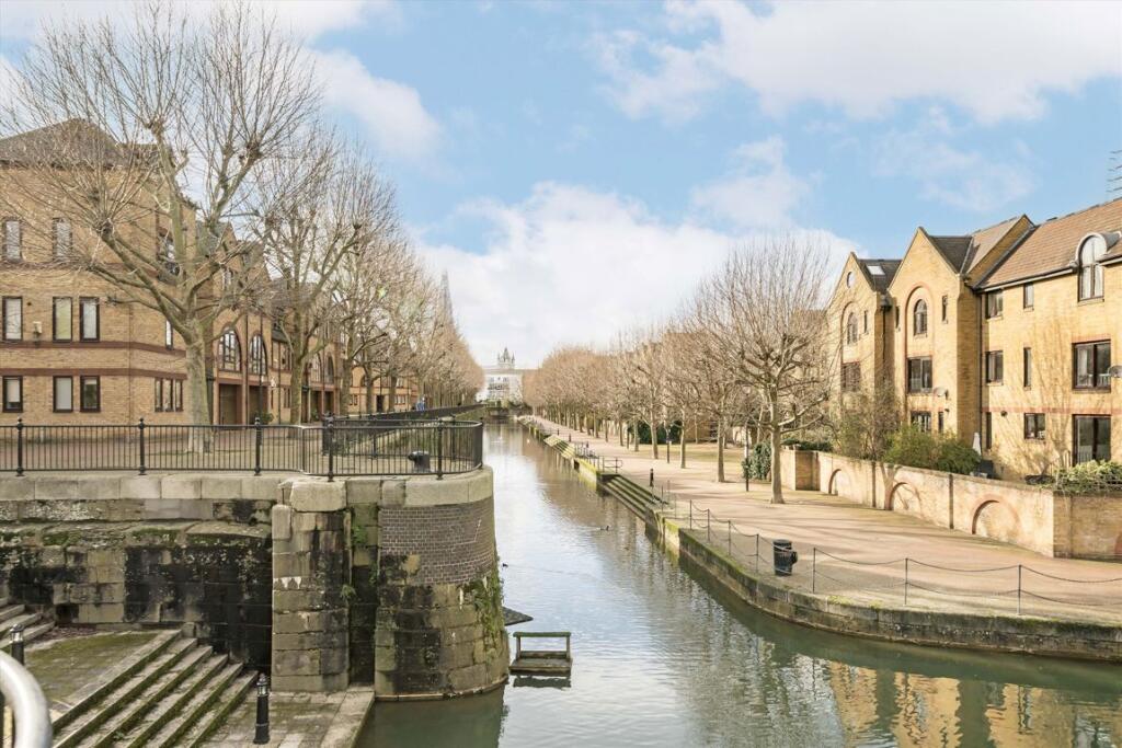 Main image of property: Spirit Quay, Wapping