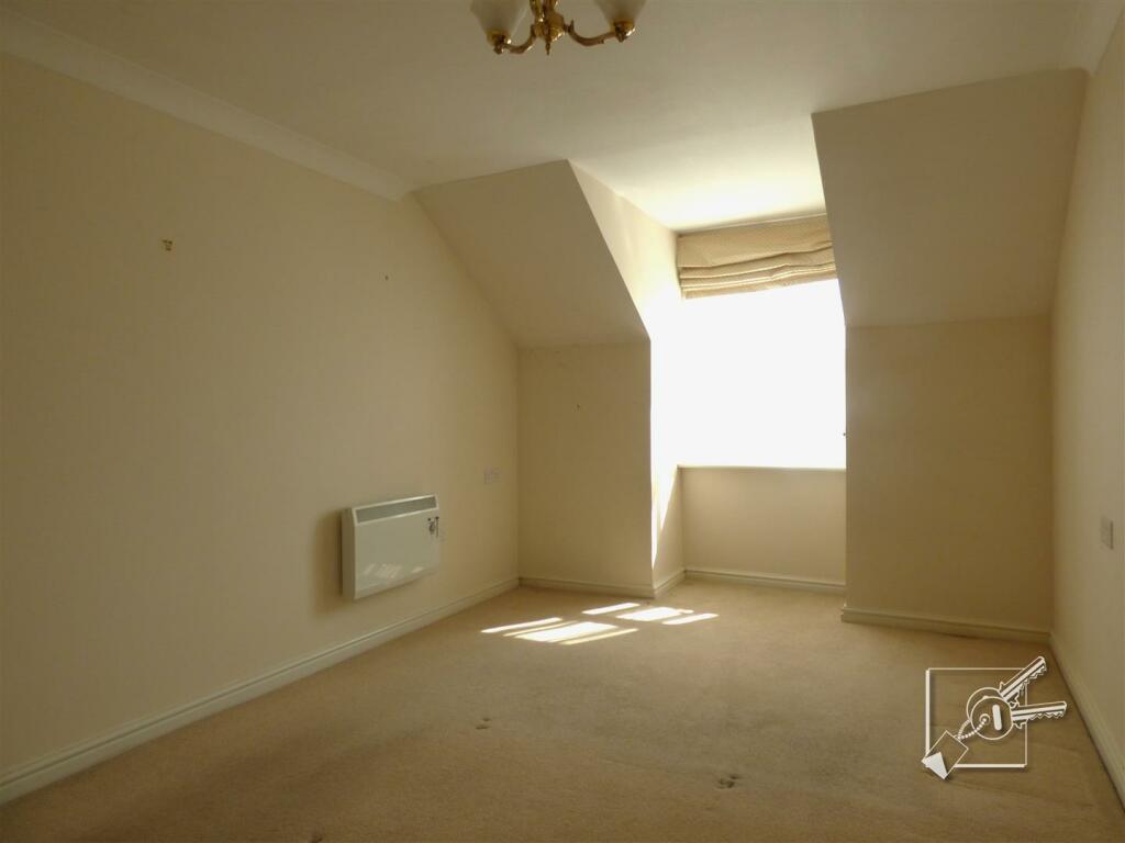 Additional property image - Glen View, Gravesend