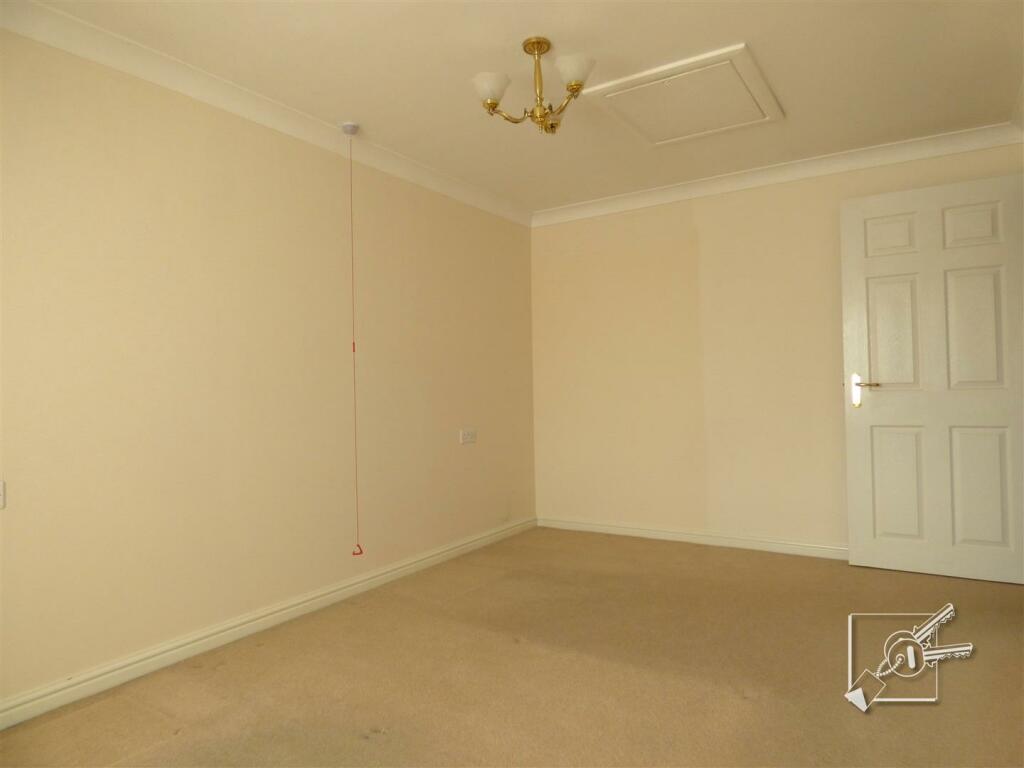 Additional property image - Glen View, Gravesend