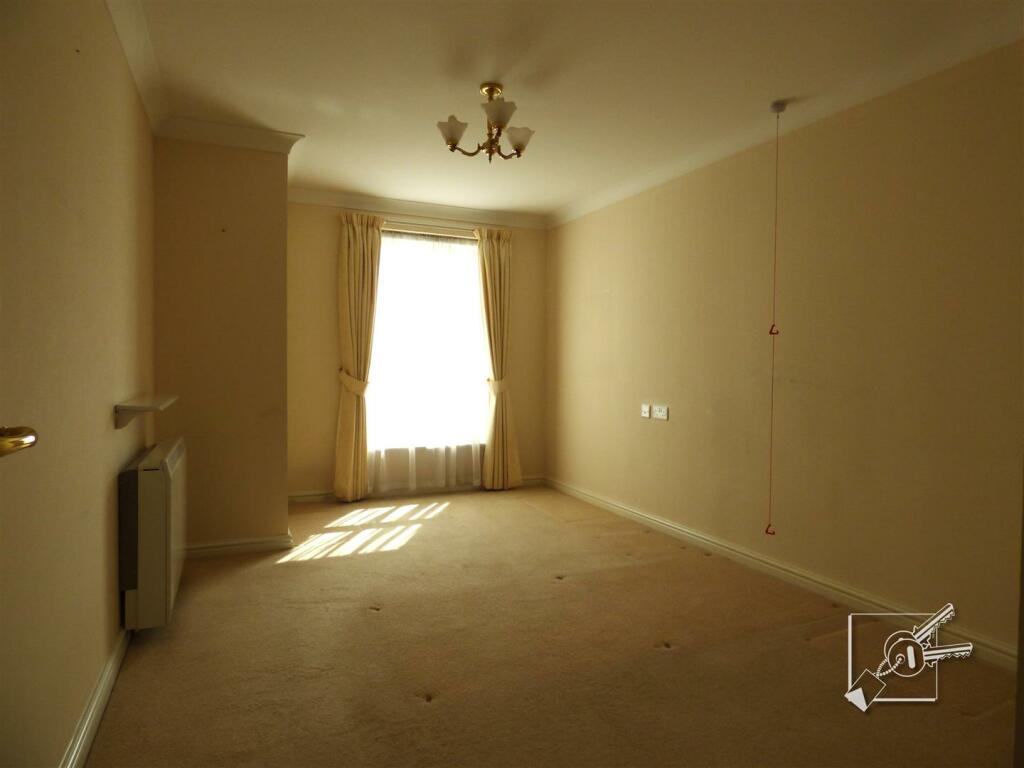 Additional property image - Glen View, Gravesend