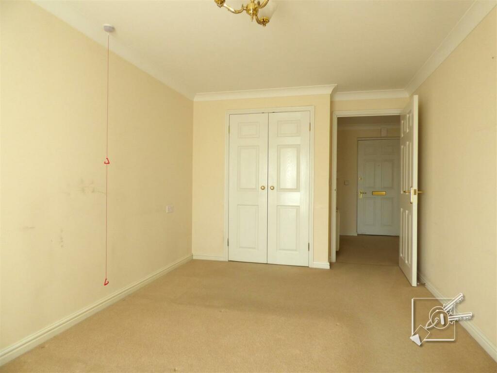Additional property image - Glen View, Gravesend