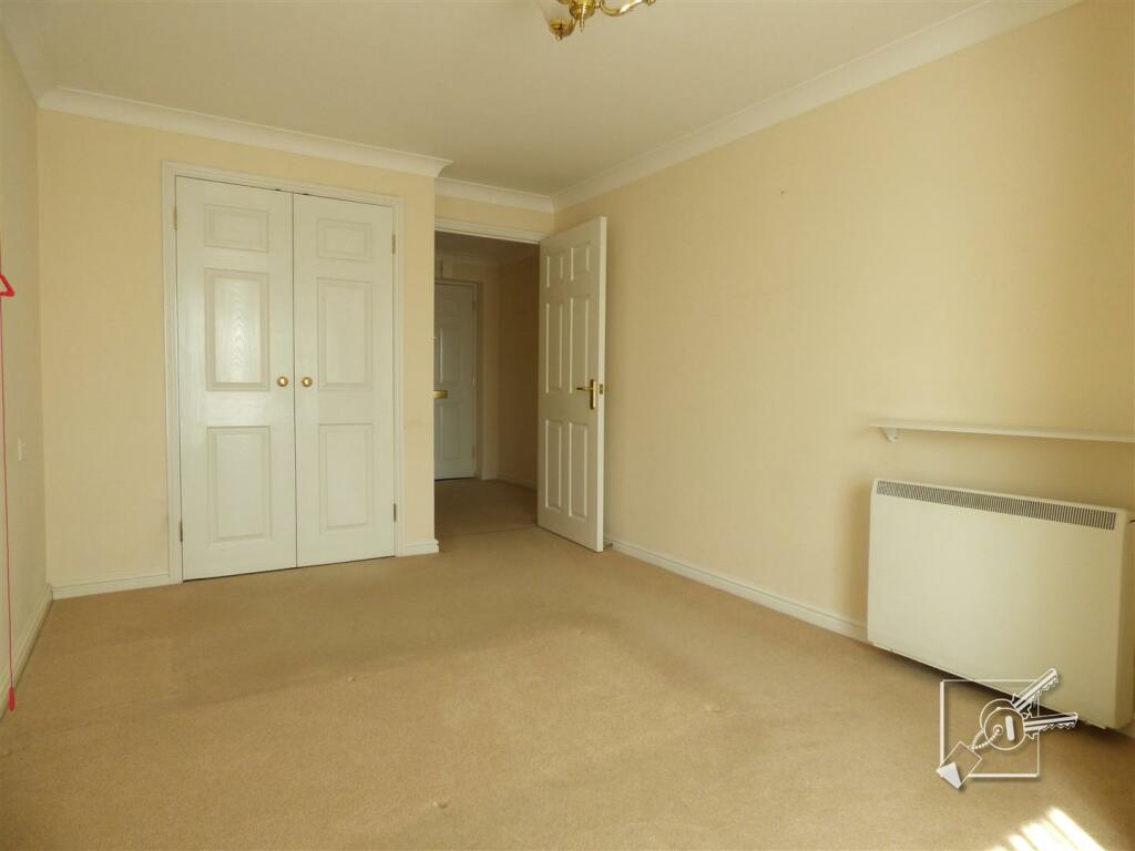 Additional property image - Glen View, Gravesend