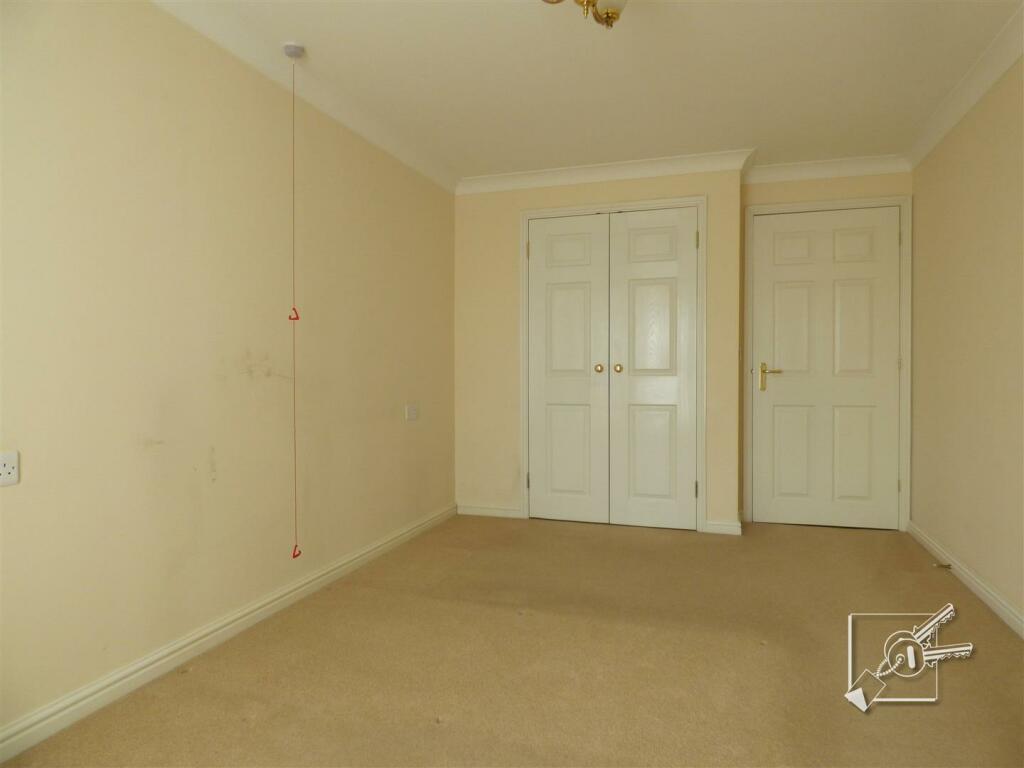 Additional property image - Glen View, Gravesend