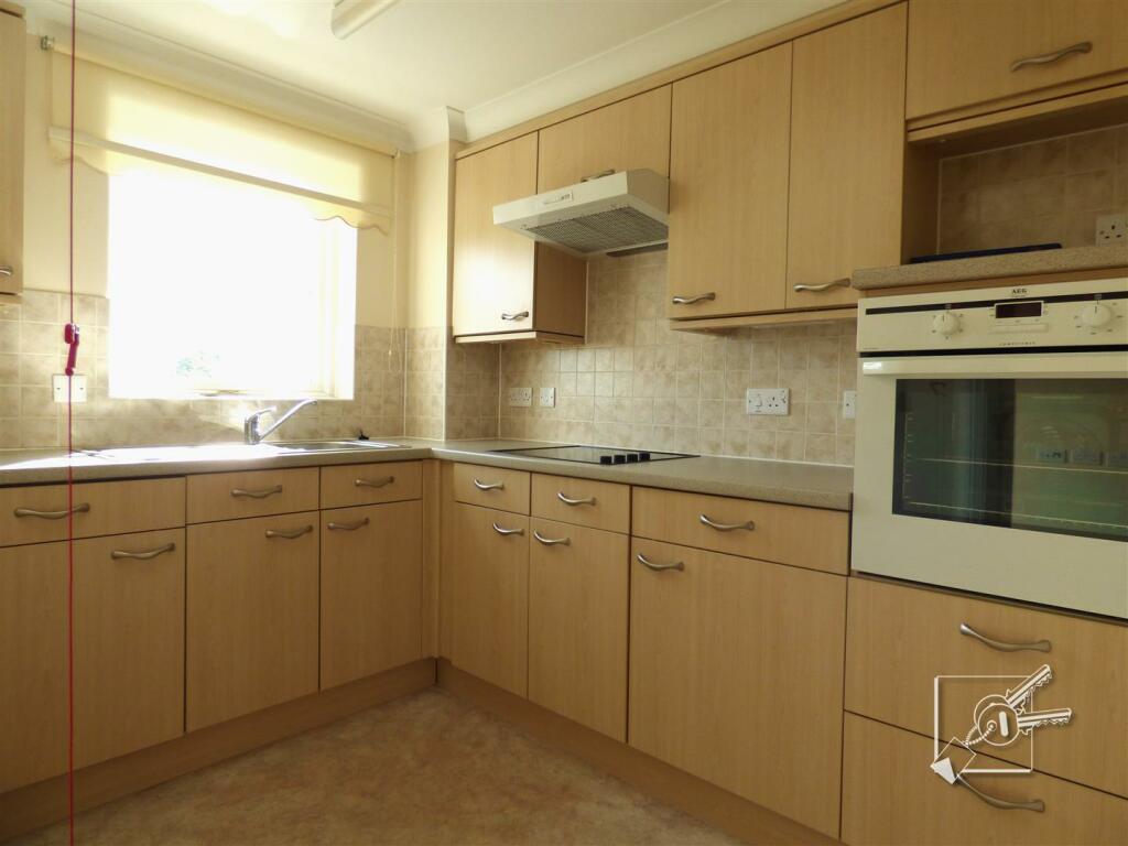 Additional property image - Glen View, Gravesend