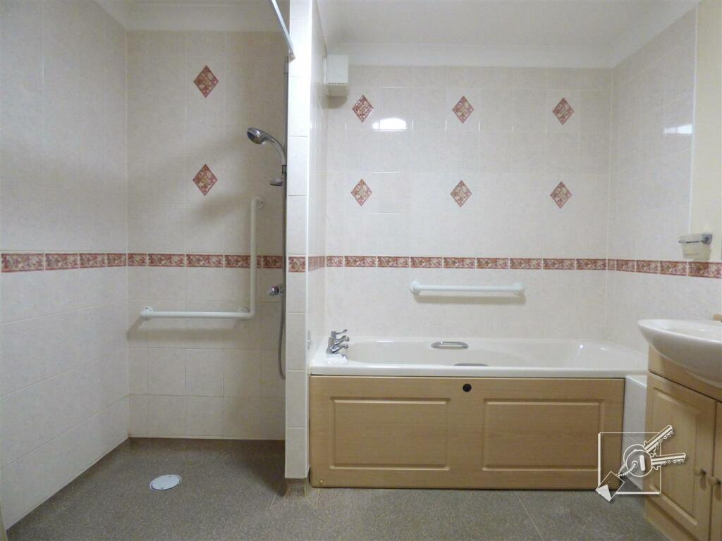 Additional property image - Glen View, Gravesend
