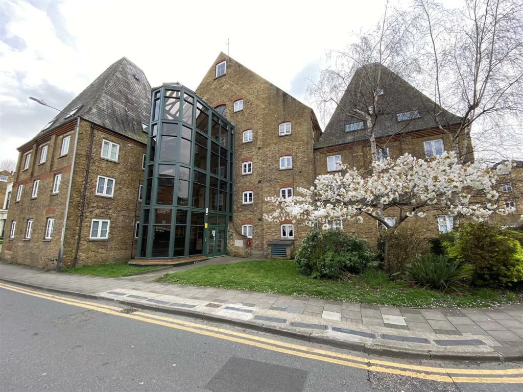 1 bedroom apartment for rent in The Maltings, Clifton Road, DA11