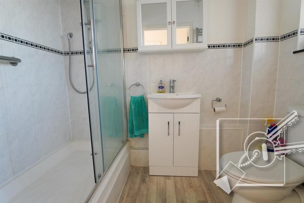 Additional property image - St James Oaks, Trafalgar Rd, Gravesend