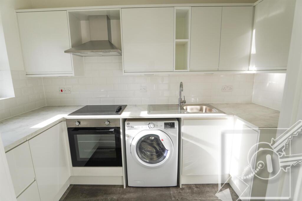 Additional property image - St. James Oaks, Trafalgar Road, Gravesend