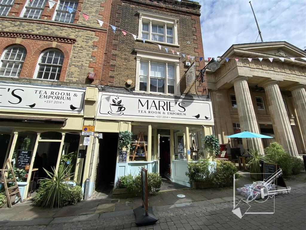 Main image of property: High Street, Gravesend