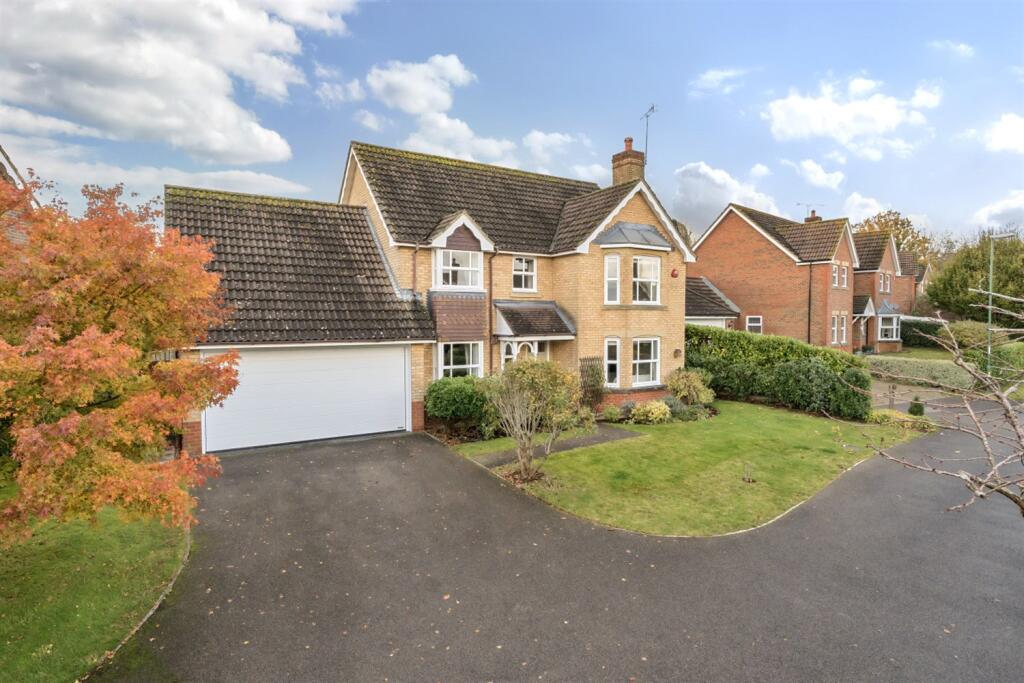 Main image of property: Masons Way, Codmore Hill, Pulborough, RH20