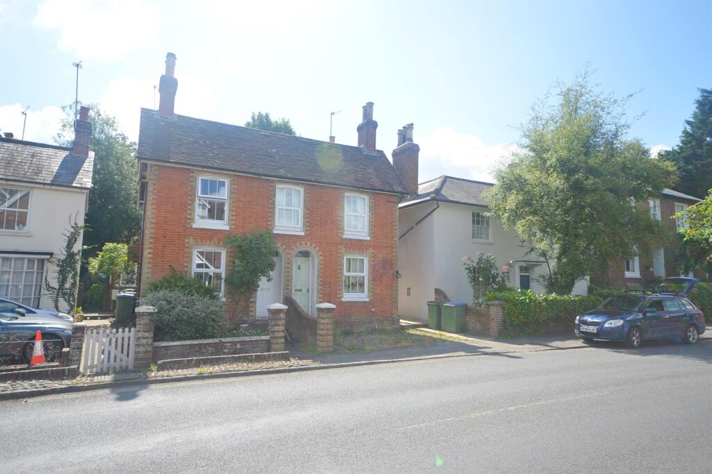 Main image of property: High Street, Billingshurst, RH14