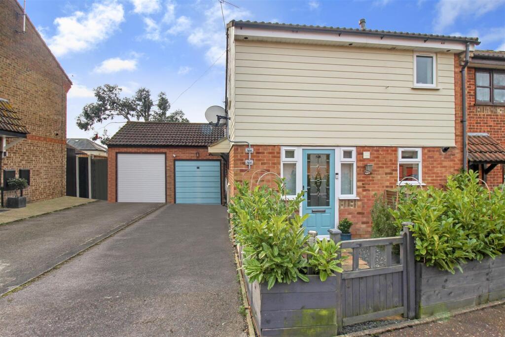 Main image of property: Suffolk Avenue, Leigh-On-Sea