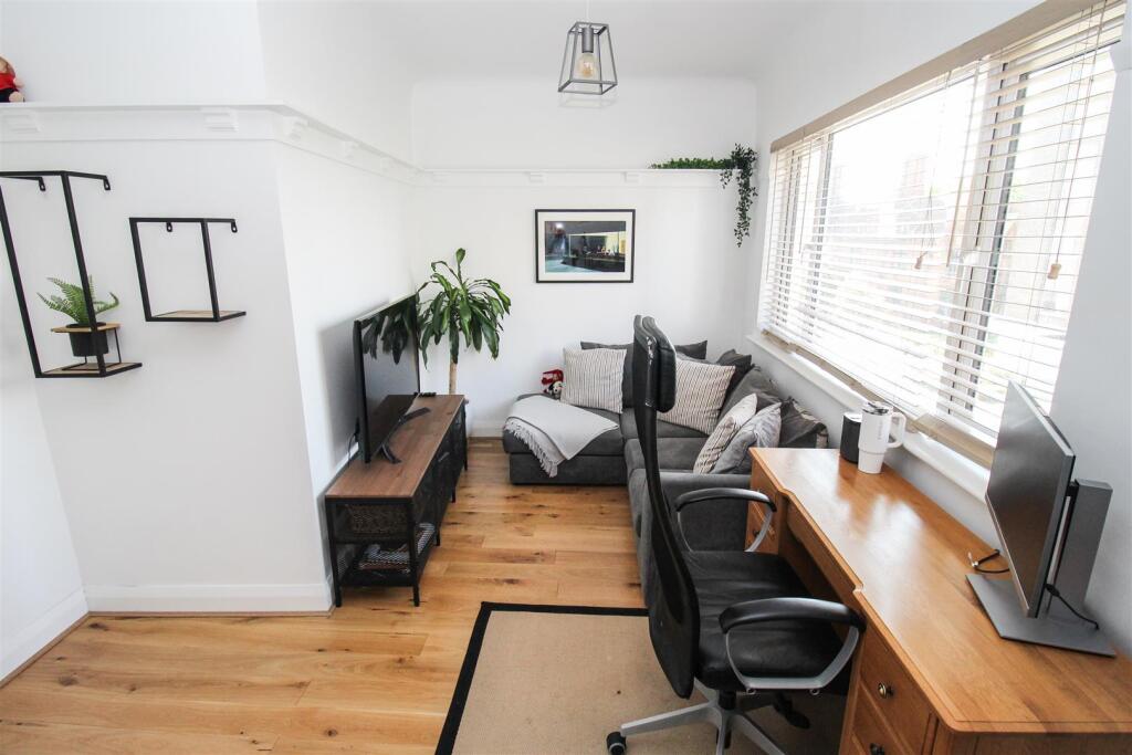 Main image of property: Broadway West, Leigh-On-Sea